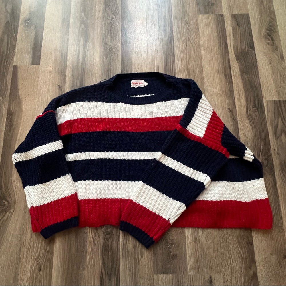 Boxy sweater